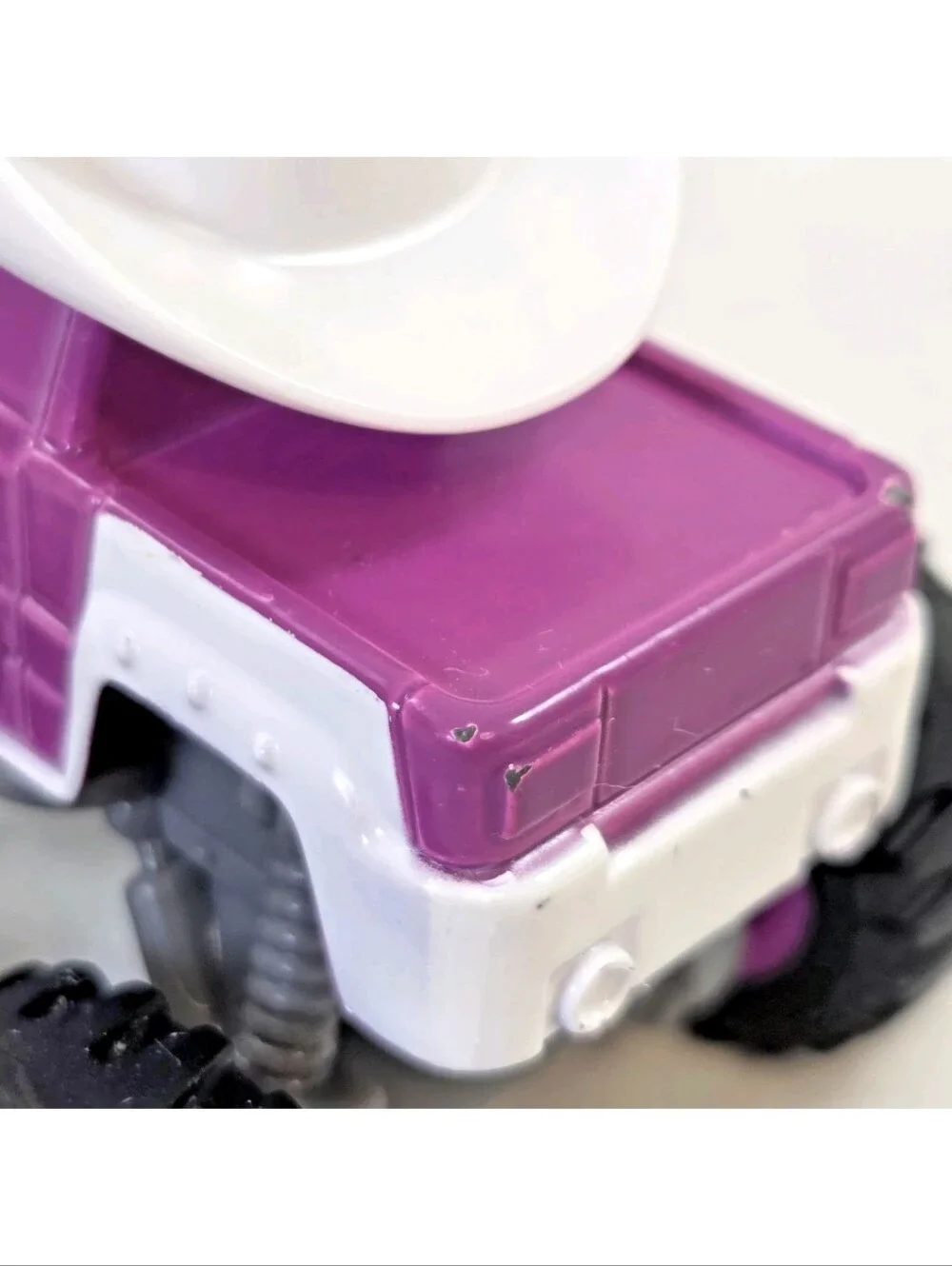 Blaze and the Monster Machines Starla CGH58 Diecast Truck Nickelodeon Mattel